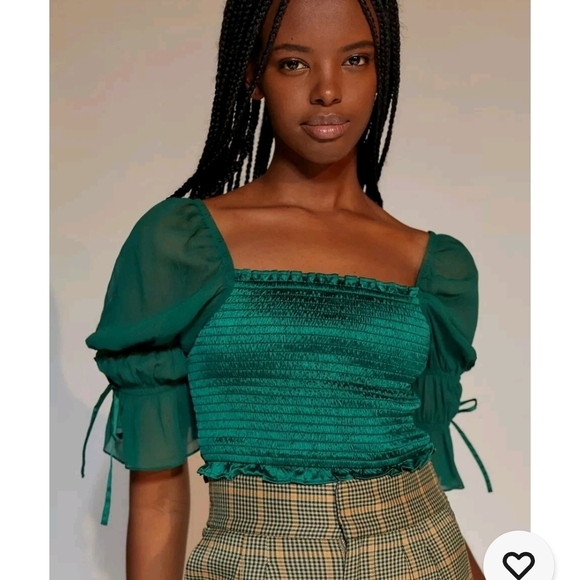 Urban Outfitters Tops - Urban Outfitters Emerald Green Blouse